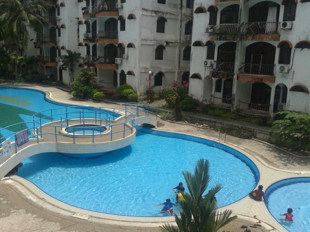 Seri Lagenda Apartment Kuah Buitenkant foto
